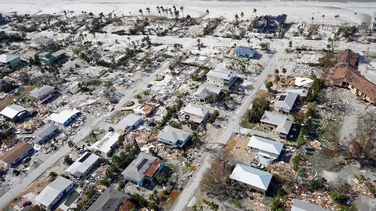 Hurricane Ian impacts Florida, headed for South Carolina